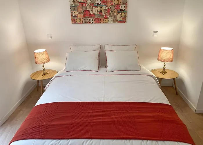 Romantichome At Alfama\'S Heart