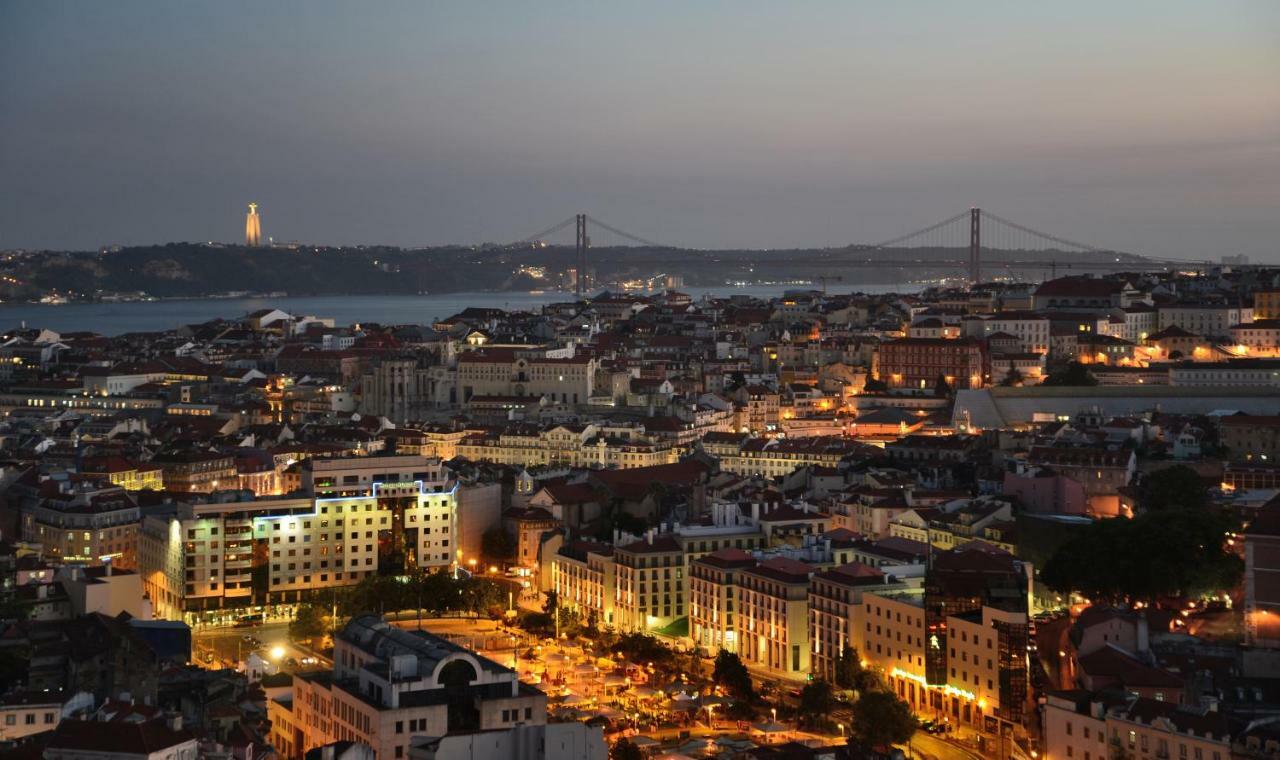 Apartment Romantichome At Alfama's Heart Lissabon